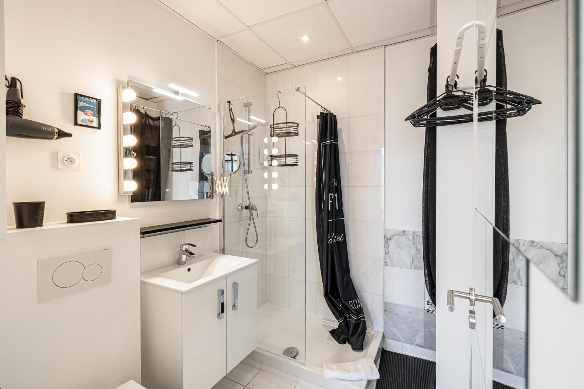 Private - Small Studio For Two At 5 Minutes From Croisette Кан Екстериор снимка